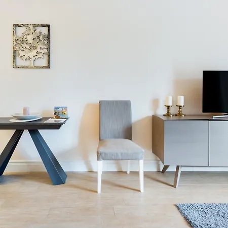 Charming Loft In Porta Romana דירה